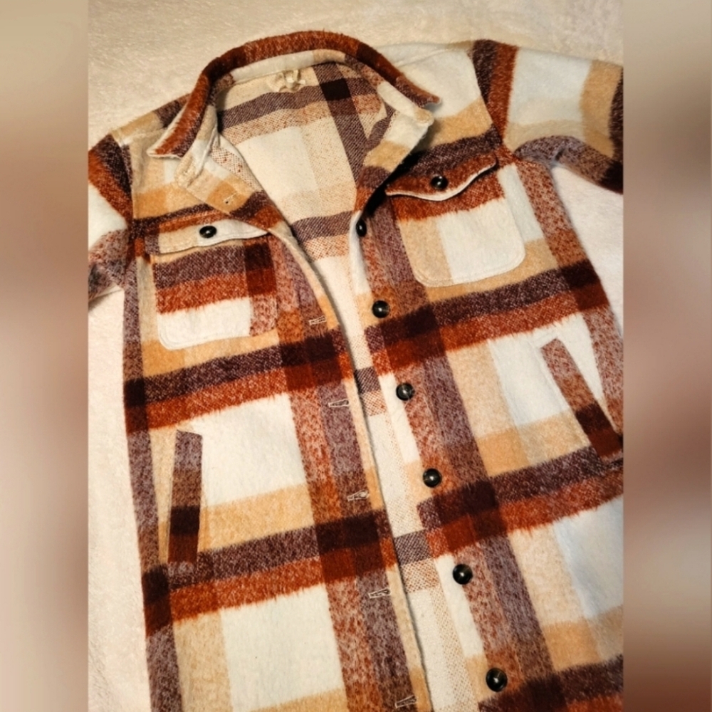 LiKE New ☆ Maurice's Shacket.